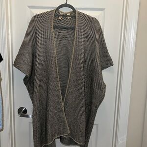 Loft oversized poncho sweater. GUC. OS. Black & tan.